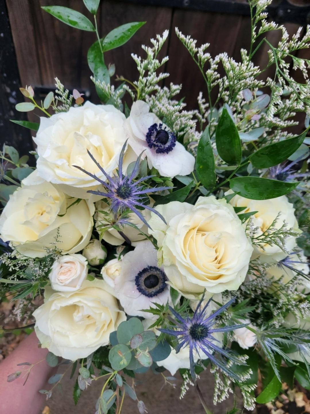 Contact Us - Request a Consultation - EllaBee Flowers